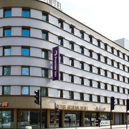 Premier Inn London Woolwich Exterior photo