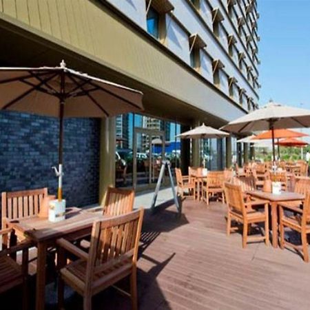 Premier Inn London Woolwich Exterior photo